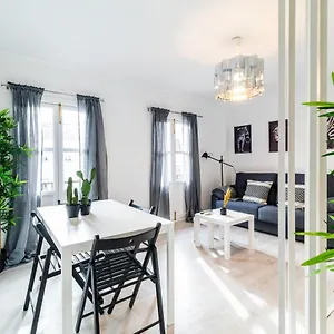 Precioso Con Parking En Apartamento Granada